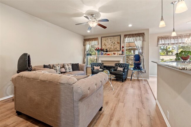 Building Photo - 26914 Harmony Shores Dr