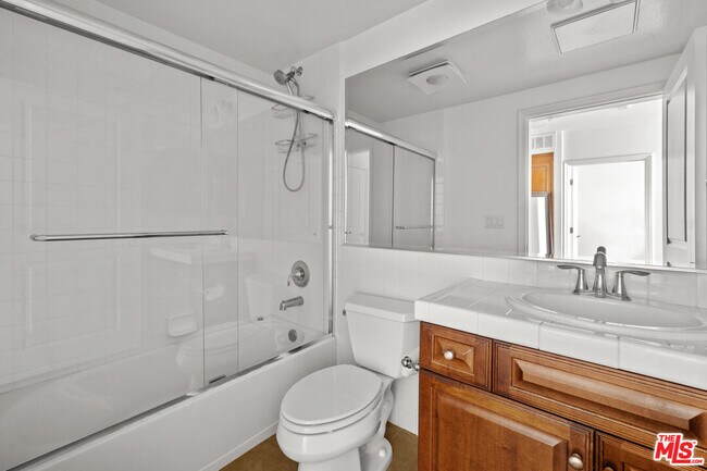 Building Photo - 13031 Villosa Pl
