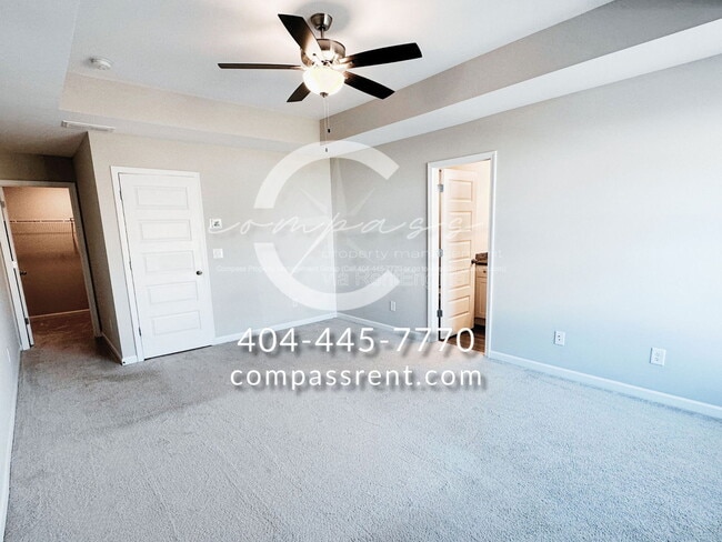 Building Photo - 200 Lyndon Wy NW