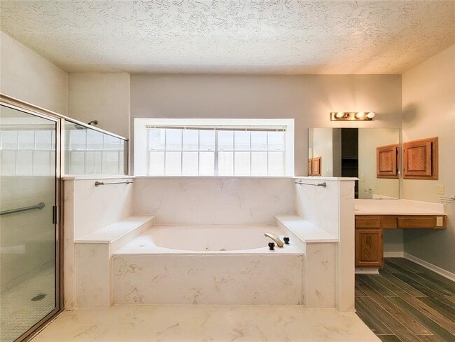 Building Photo - 8502 Canyon Pine Dr