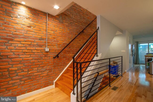 Building Photo - 1316 S Bouvier St