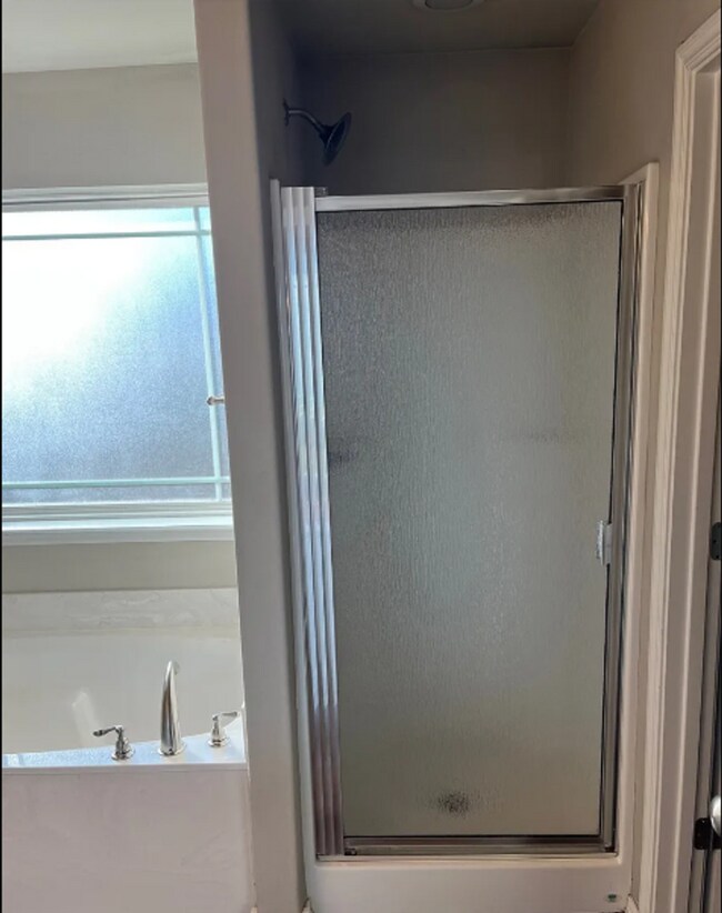 Building Photo - 3 Bed | 2 Bath in Broken Arrow!