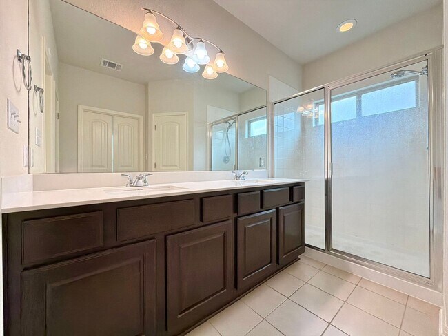 Building Photo - 877 Centerra Hills Cir