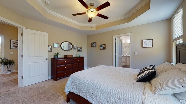 Building Photo - Holly Ridge 4 Bedroom