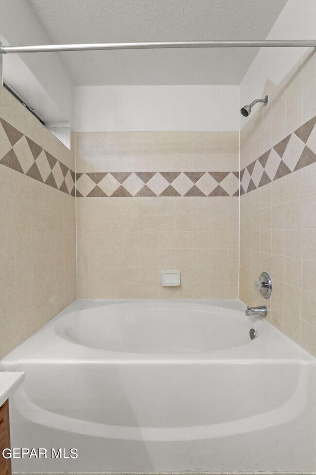 Building Photo - 1476 Luz De Sol Dr