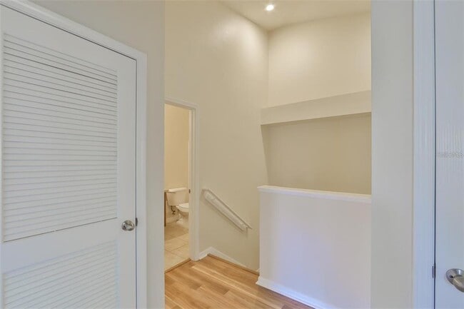 Building Photo - 7001 Interbay Blvd