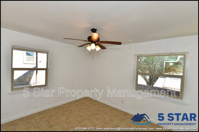 Building Photo - 908 Bolivia St