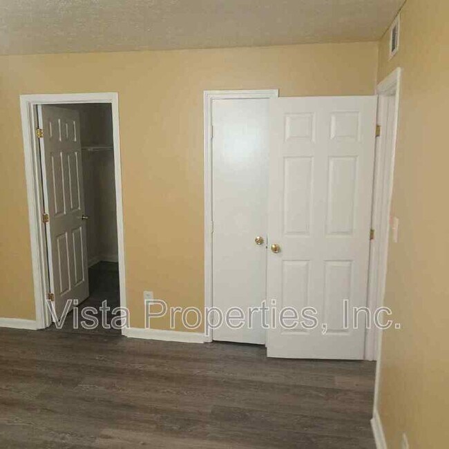Building Photo - 4119 Glen Hill Manor Dr
