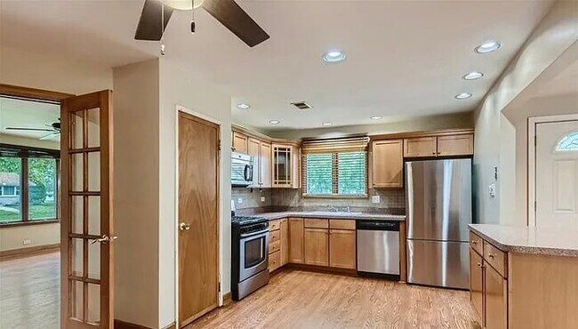 Kitchen To Indoor Patio - 7100 Birch St