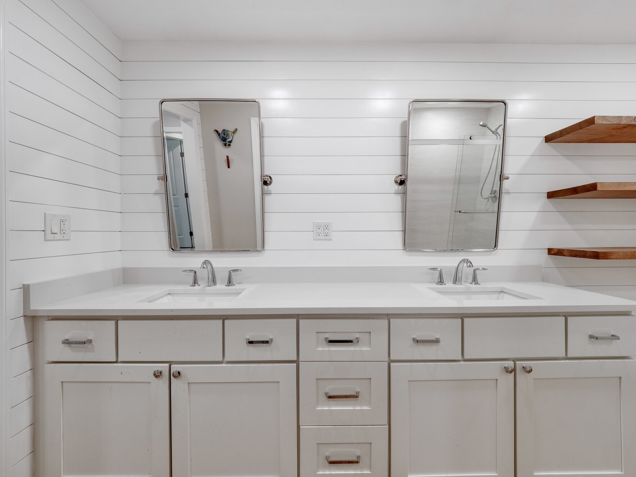 Master Bath - 4105 SE 19th Pl