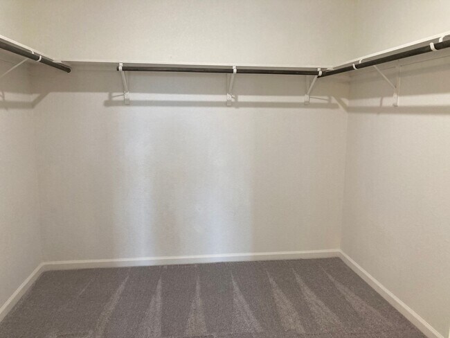 Building Photo - 3 Bedroom 2 Bath 1 Story-House for Lease i...