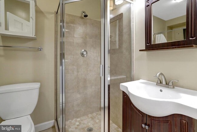 Building Photo - 4326 36th St S