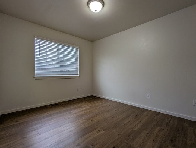 Building Photo - BishCarlson - 2907-2909 S 9th St