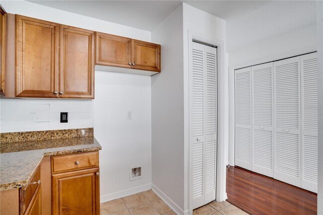 Building Photo - 700 S Harbour Island Blvd