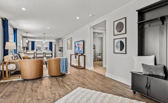 Building Photo - Stunning new home featuring 3 bedroom and ...