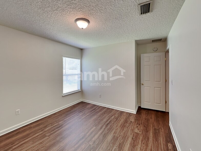 Building Photo - 1508 Ashlee Branch Way