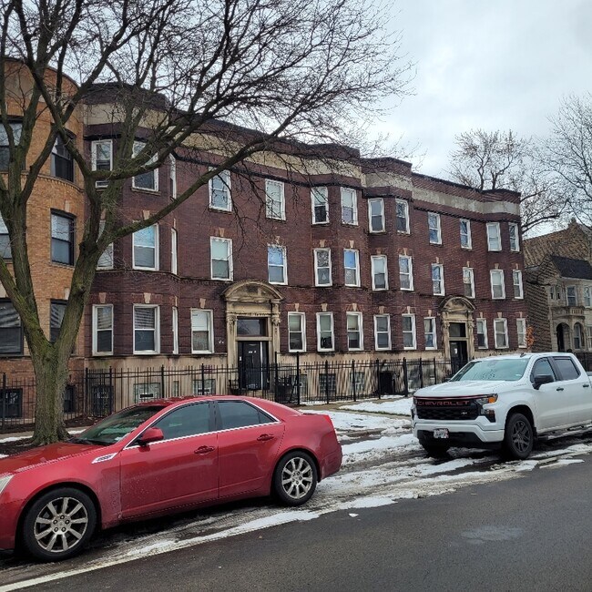 Building Photo - 5213 S Indiana Ave