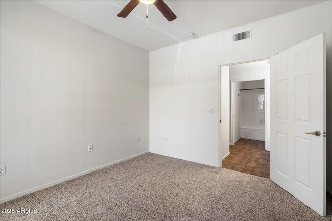 Building Photo - 7009 E Acoma Dr