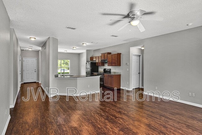 Building Photo - 12271 Harts Rd