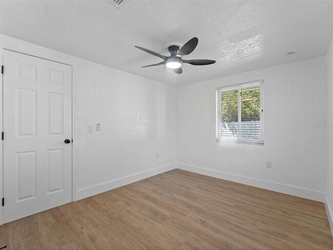 Building Photo - 4613 Irene Loop