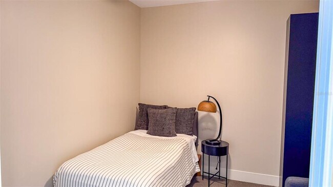 Building Photo - 175 1st St S