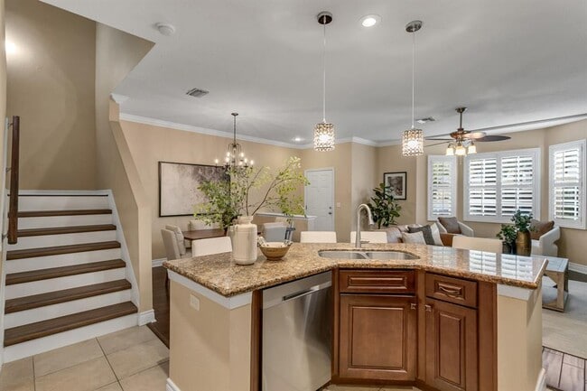 Building Photo - 14111 Citrus Crest Cir