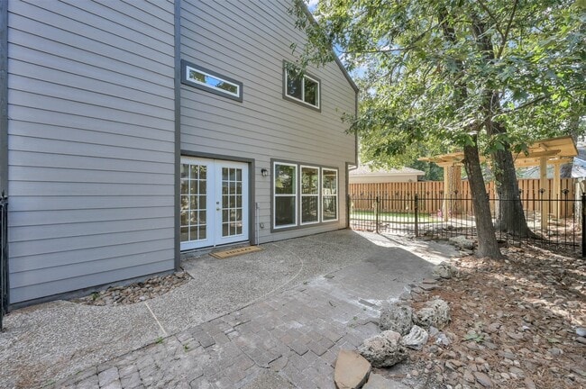 Building Photo - 11612 Timberwild St