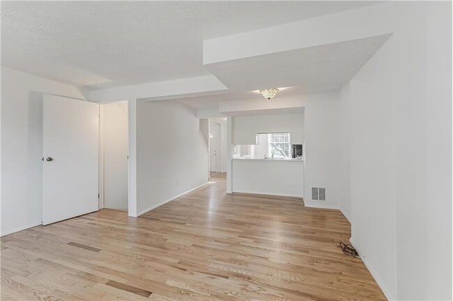 Building Photo - 1682 Harvest Green Ct