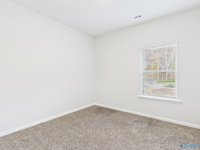 Building Photo - 157 High Leaf Dr