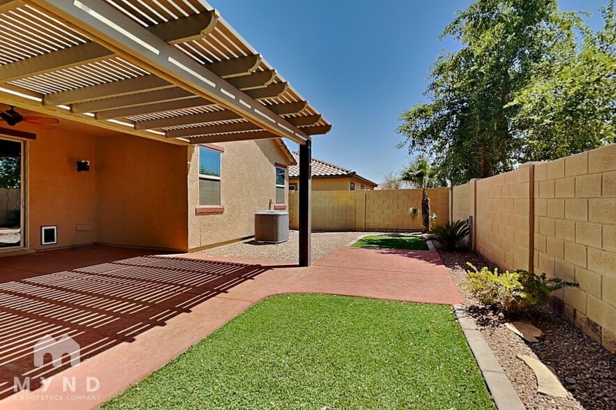 Building Photo - 18554 N Celis St