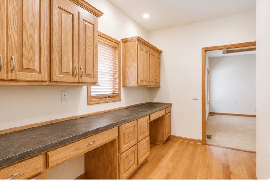 Building Photo - 10524 W 49th Pl