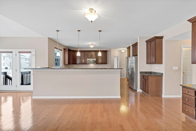 Building Photo - 426 Kingfisher Rd