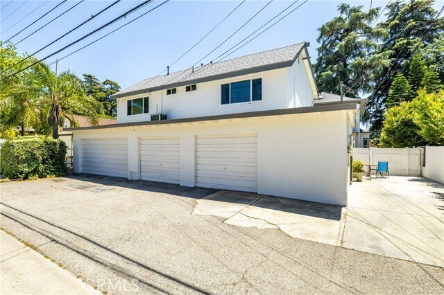 Building Photo - 2269 3rd St
