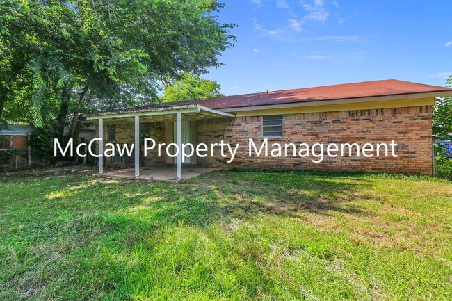 Building Photo - 12308 Knight Dr