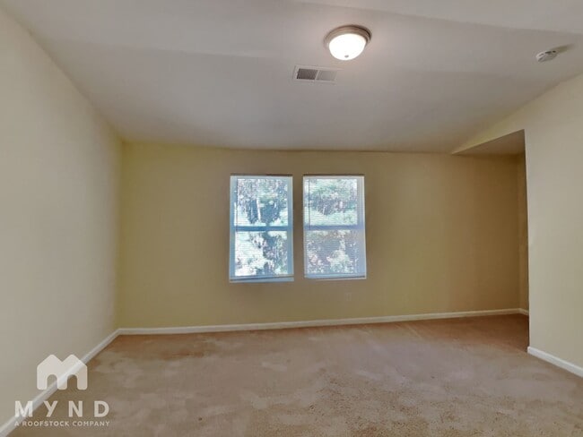 Building Photo - 168 Alton Cir