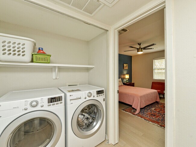 Unit #B - 6715 West Gate Blvd