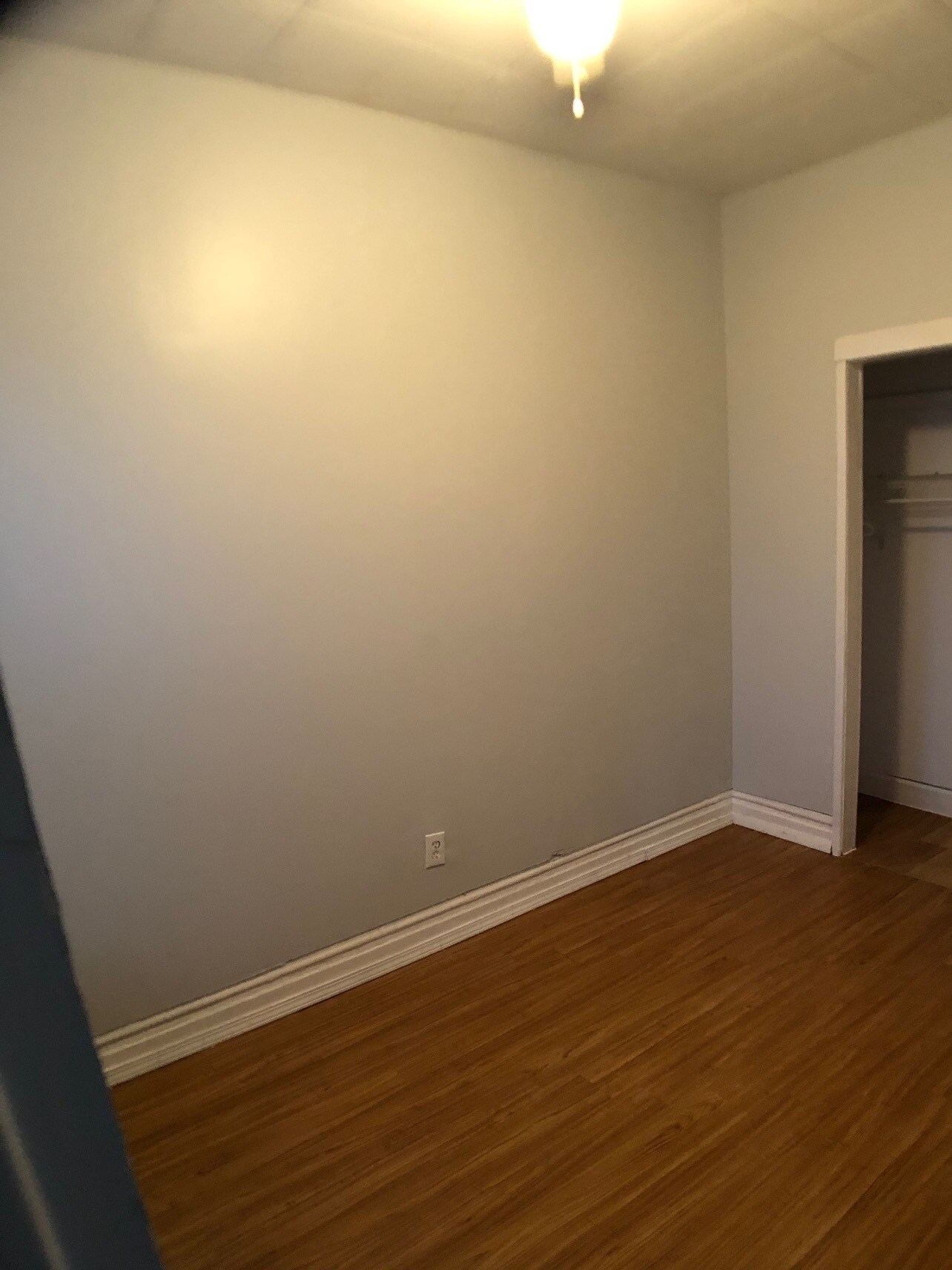 Building Photo - 1237 S 51st Ave