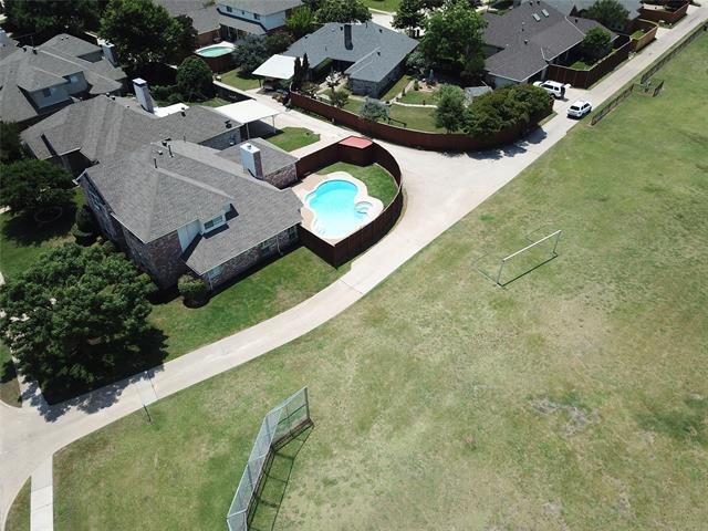 Building Photo - 7509 Avalon Dr