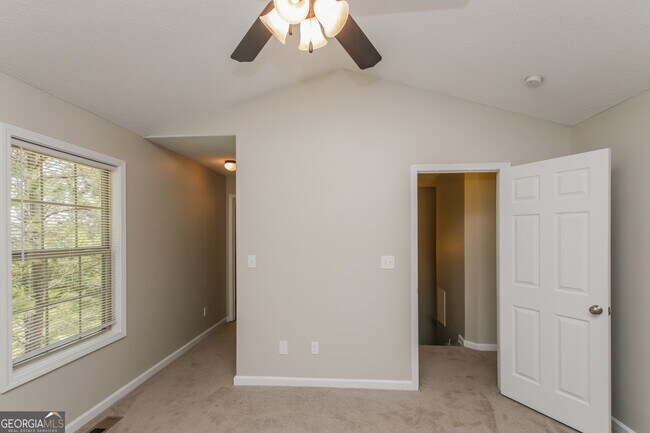 Building Photo - 66 Gilliam's Xing SW