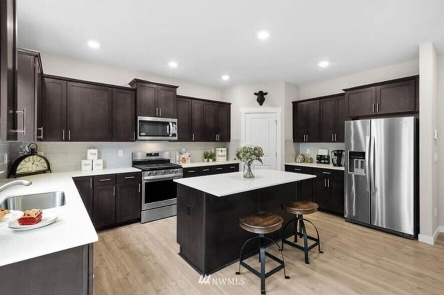 Building Photo - 15258 198th Ave Ct E