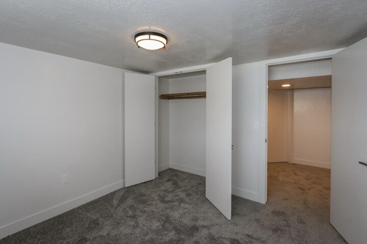 Building Photo - 8319 S Harrison Cir