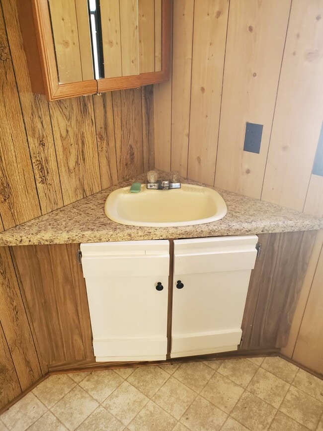 Building Photo - 1101 Andrea Dawn Ln