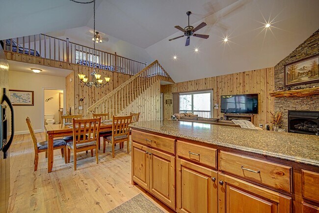 Building Photo - 329 Arrowood Pointe