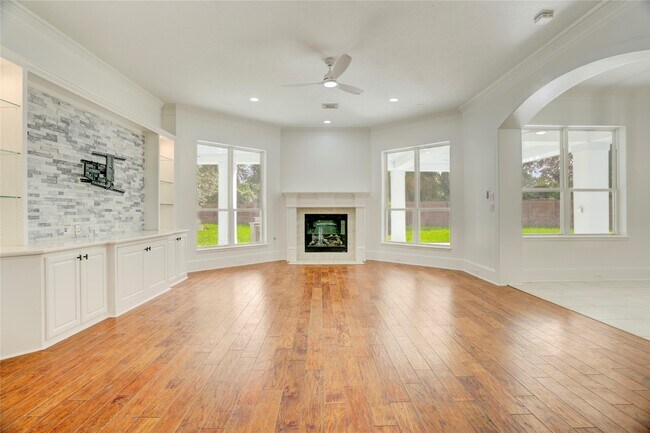 Building Photo - 22926 Haven Field Ct