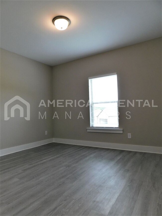 Building Photo - 15531 Crimson Rdg Cir