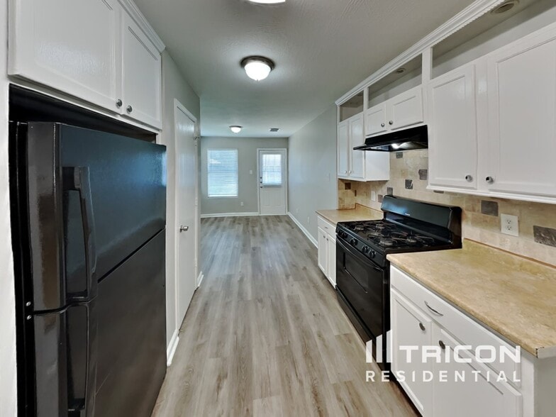 Building Photo - 614 Harpswell Ln