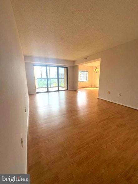 Building Photo - 3310 N Leisure World Blvd