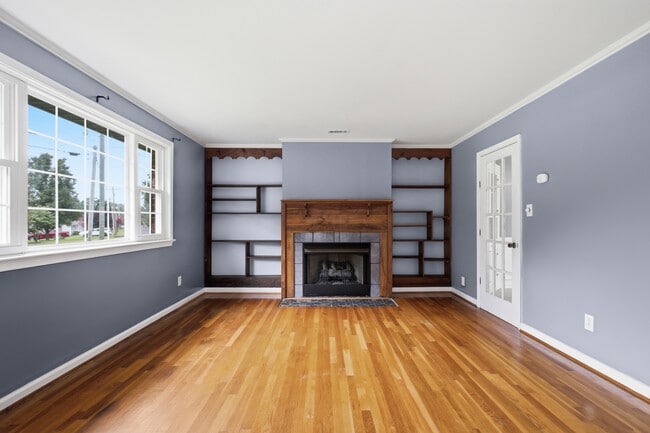 Building Photo - 2510 Bicors Dr