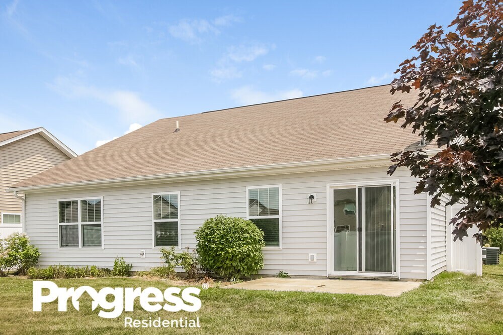 Building Photo - 4557 Walcott Dr