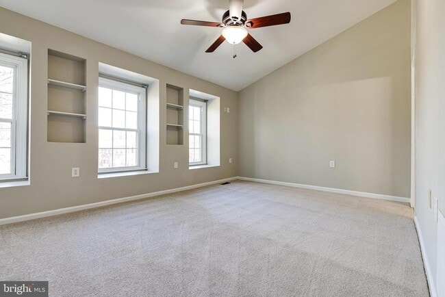 Building Photo - 6120 Talavera Ct